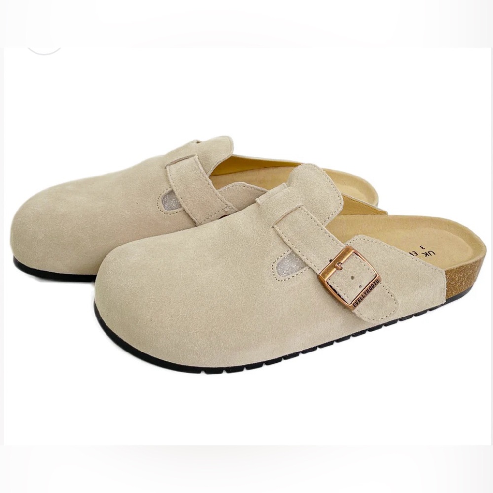 Evellyhootd 8555 Closed Round Toe Suede Cork Clogs